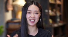 赛车女郎的湿润